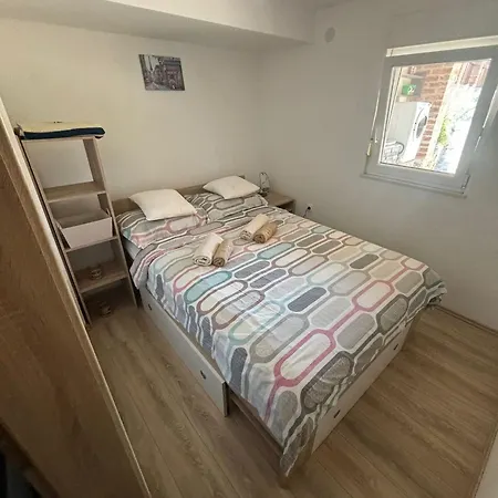 Jelica Apartament *